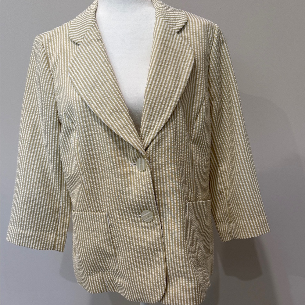 Joan Rivers Beige Striped Blazer